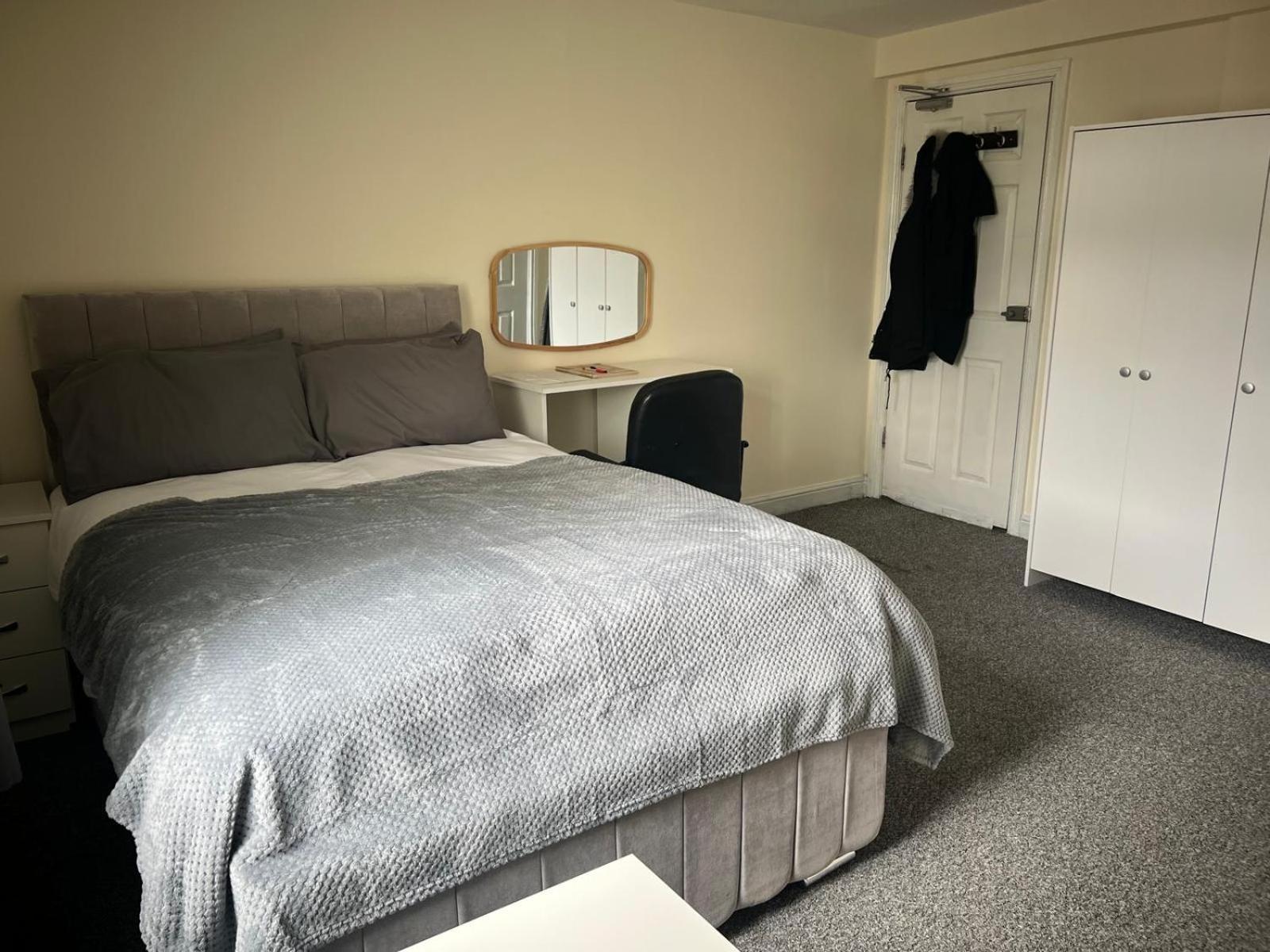 Studio Flat 7 With Private Shower & Wc Nottingham Exterior photo