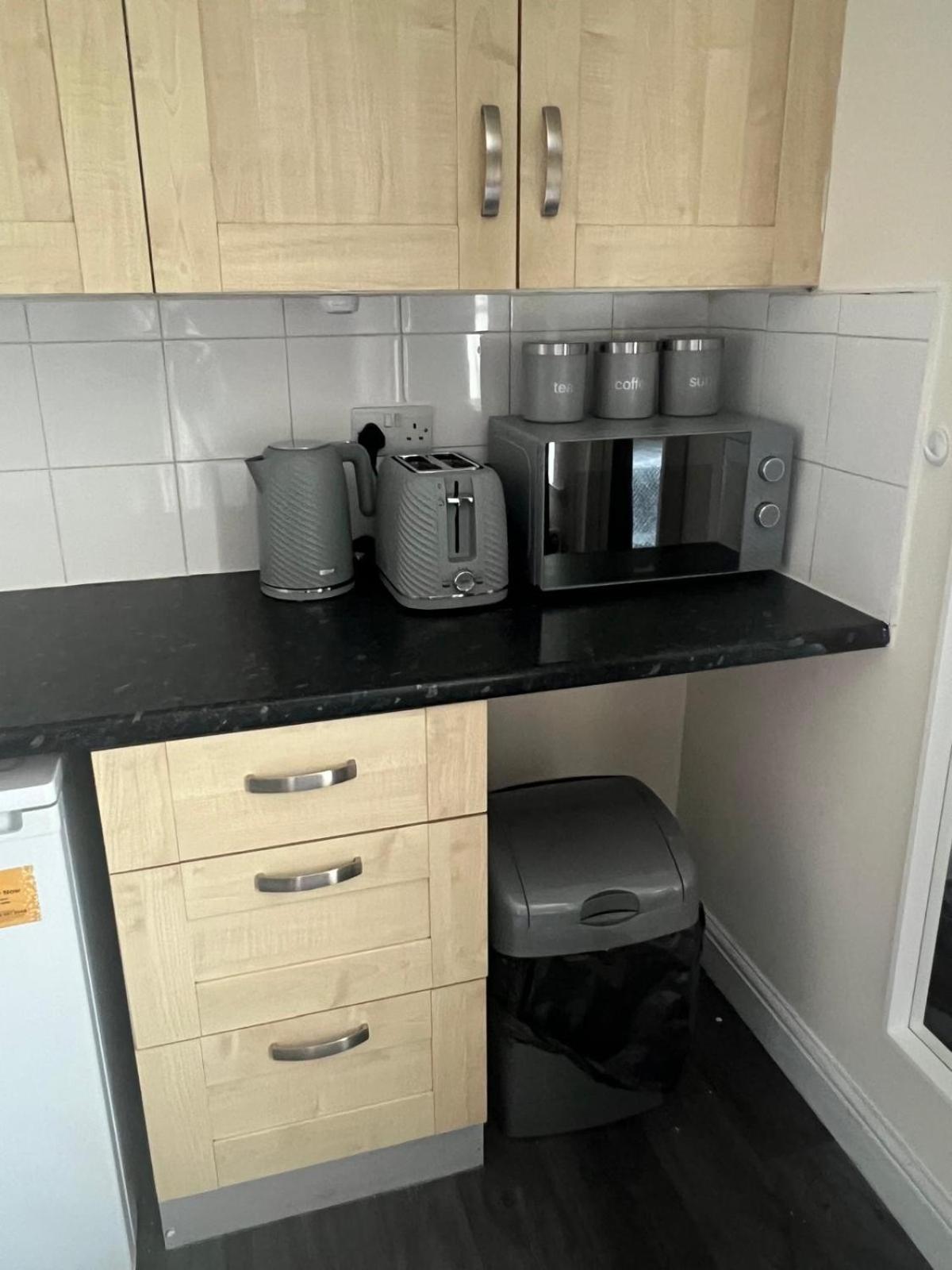 Studio Flat 7 With Private Shower & Wc Nottingham Exterior photo